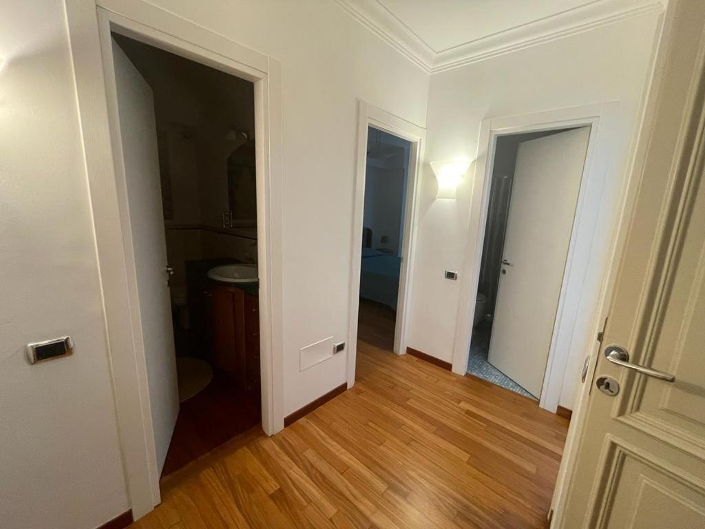 Vatican Bright Flat Apartment
